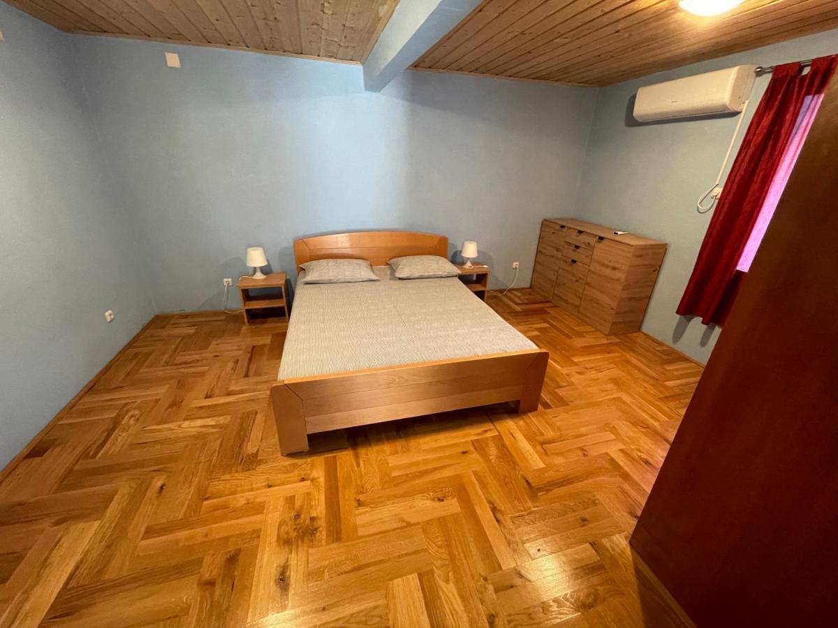 Апартаменти Apartman Ljubica Бибинє Екстер'єр фото
